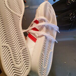 NEW WOT ADIDAS SHELL TOE  supertsars